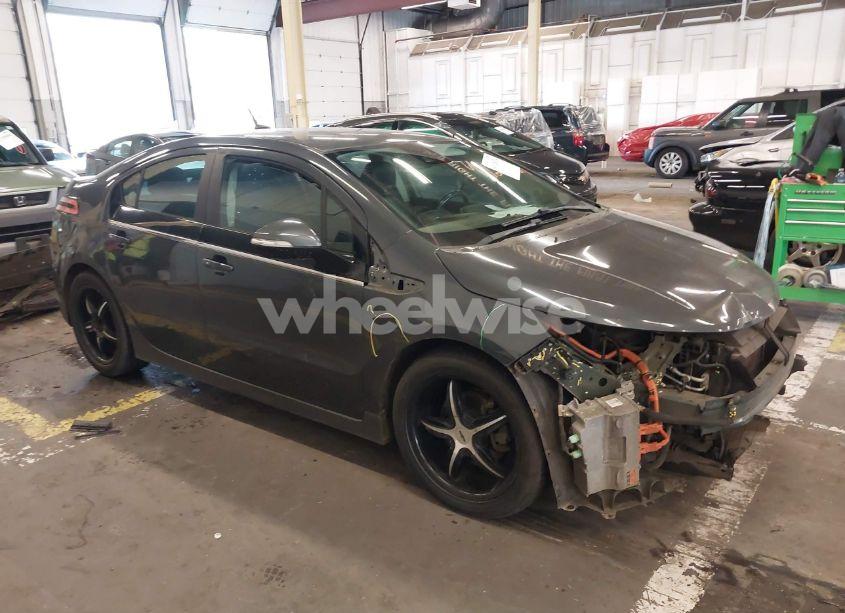 2013 Chevrolet Volt (VIN 1G1RD6E41DU133710) main photo