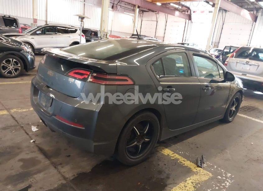 Photo 4 of 2013 Chevrolet Volt (VIN 1G1RD6E41DU133710)