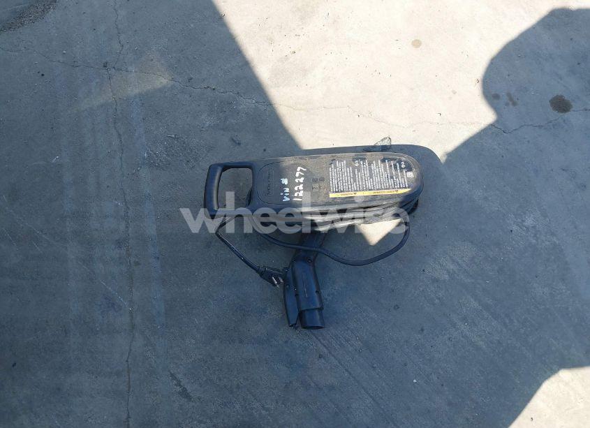 Photo 12 of 2013 Chevrolet Volt (VIN 1G1RD6E42DU122277)