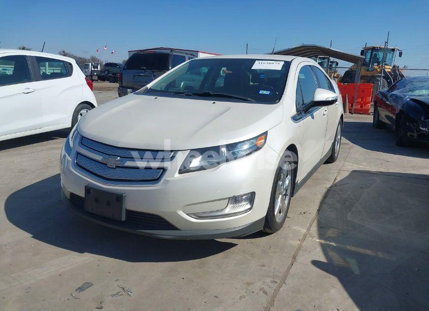 Photo 2 of 2013 Chevrolet Volt (VIN 1G1RD6E42DU122277)