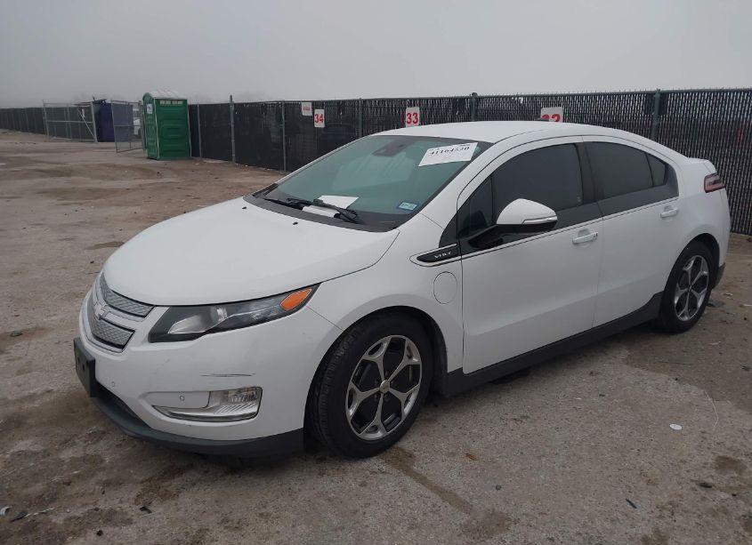 Photo 2 of 2013 Chevrolet Volt (VIN 1G1RD6E42DU149091)