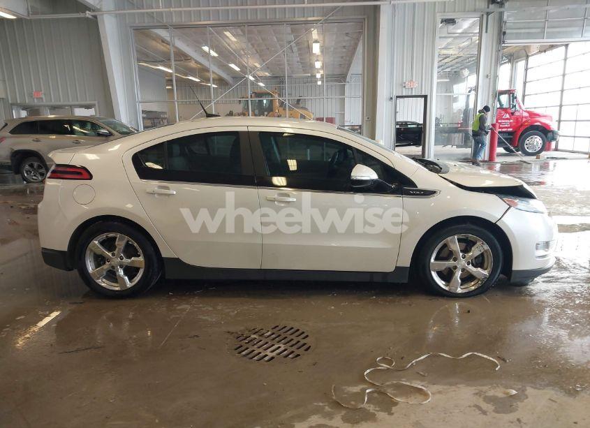 Photo 13 of 2014 Chevrolet Volt (VIN 1G1RD6E42EU140005)