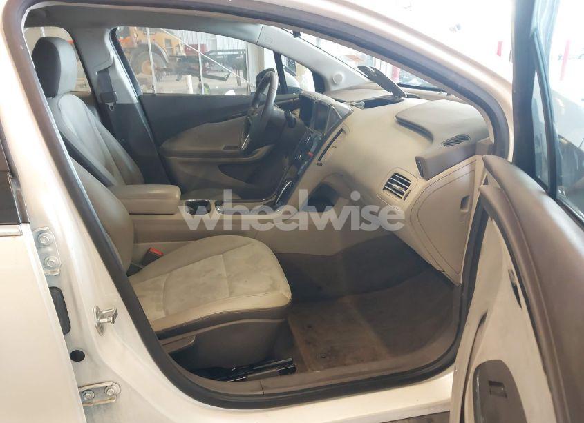 Photo 5 of 2014 Chevrolet Volt (VIN 1G1RD6E42EU140005)