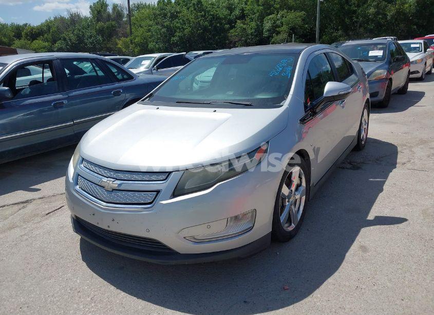 Photo 2 of 2011 Chevrolet Volt (VIN 1G1RD6E43BU102780)