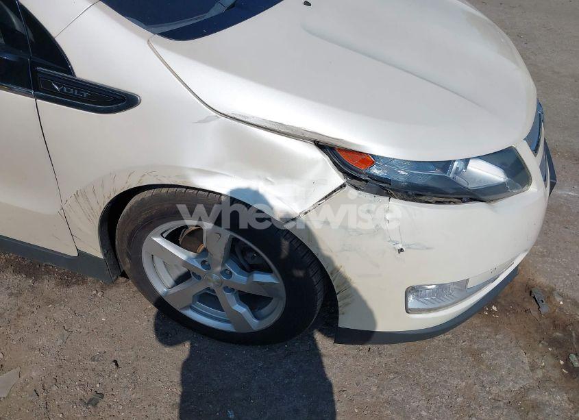 Photo 6 of 2013 Chevrolet Volt (VIN 1G1RD6E43DU147771)