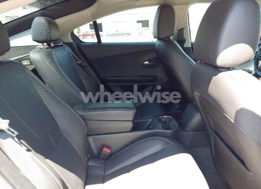 Photo 8 of 2015 Chevrolet Volt (VIN 1G1RD6E43FU139947)