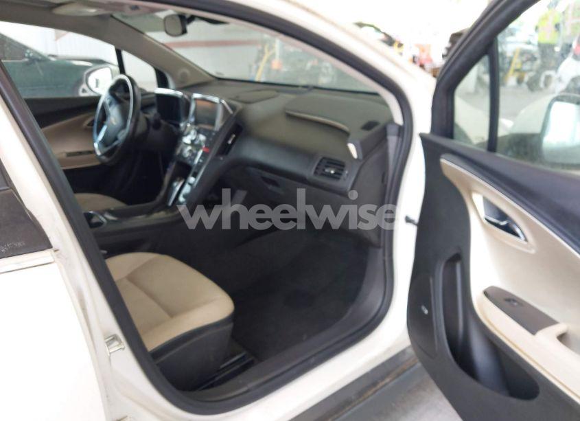 Photo 5 of 2012 Chevrolet Volt (VIN 1G1RD6E44CU102188)