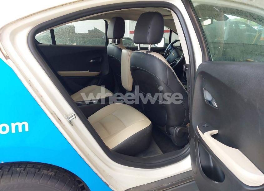 Photo 8 of 2012 Chevrolet Volt (VIN 1G1RD6E44CU102188)