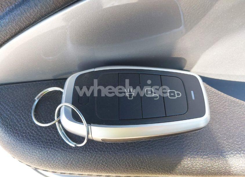 Photo 11 of 2013 Chevrolet Volt (VIN 1G1RD6E44DU105674)