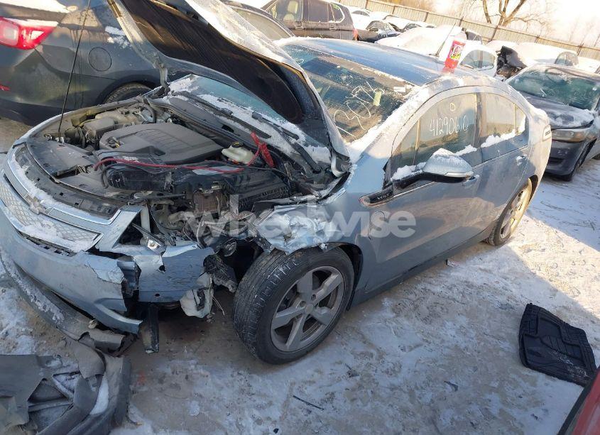 Photo 2 of 2013 Chevrolet Volt (VIN 1G1RD6E44DU130476)