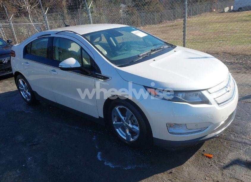 2014 Chevrolet Volt (VIN 1G1RD6E44EU133055) main photo