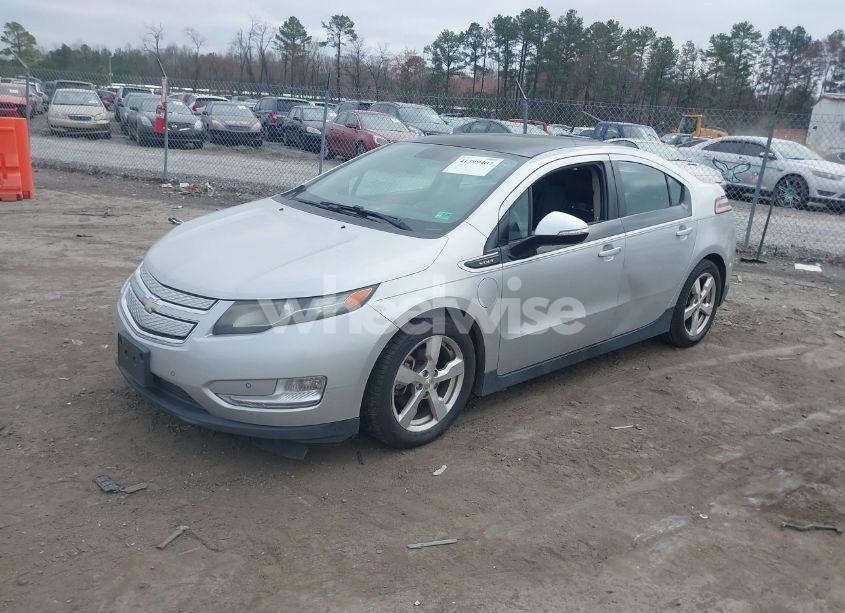 Photo 2 of 2011 Chevrolet Volt (VIN 1G1RD6E45BU101663)