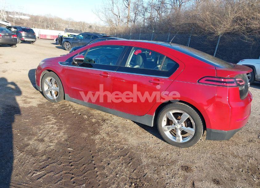 Photo 3 of 2011 Chevrolet Volt (VIN 1G1RD6E45BU102862)