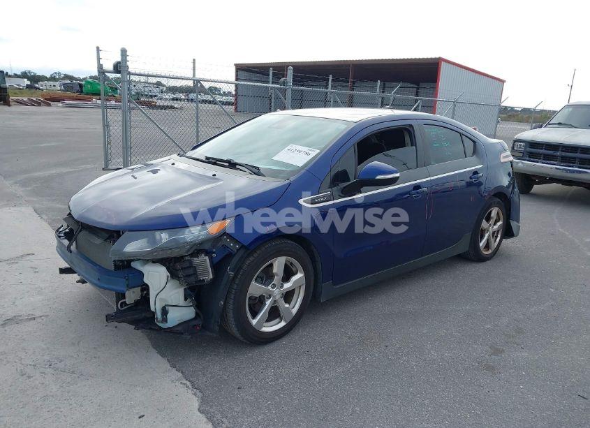 Photo 2 of 2013 Chevrolet Volt (VIN 1G1RD6E45DU137498)