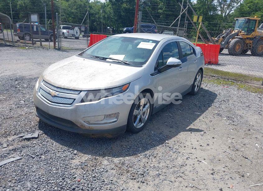 Photo 2 of 2013 Chevrolet Volt (VIN 1G1RD6E45DU140398)