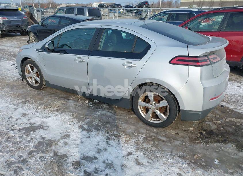 Photo 3 of 2014 Chevrolet Volt (VIN 1G1RD6E45EU122968)