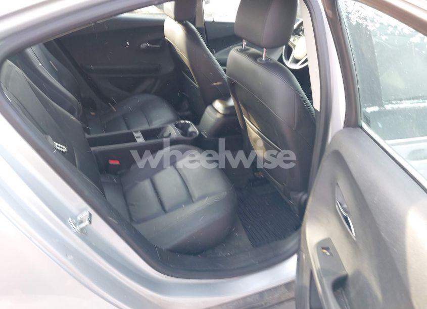 Photo 8 of 2014 Chevrolet Volt (VIN 1G1RD6E45EU122968)