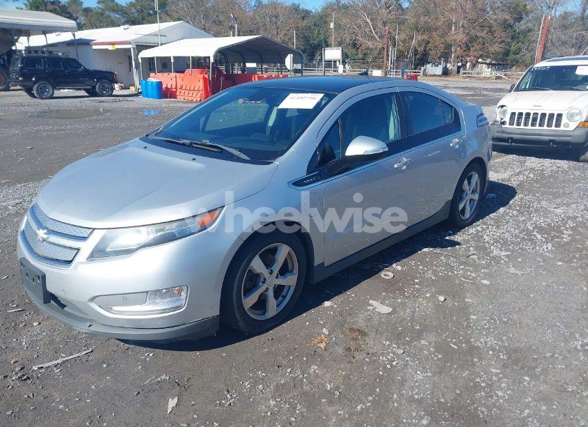Photo 2 of 2011 Chevrolet Volt (VIN 1G1RD6E46BU101199)