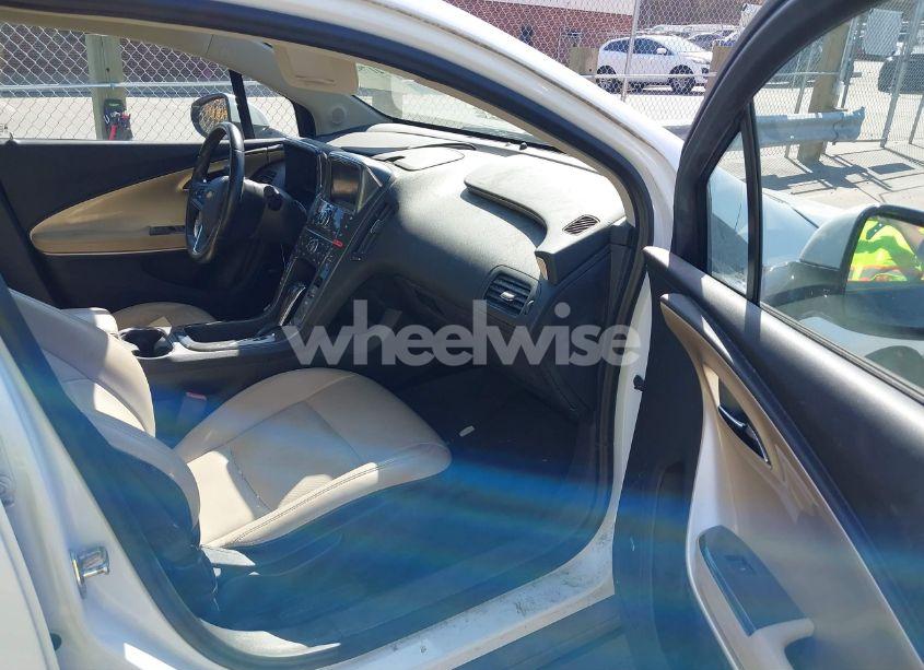 Photo 5 of 2012 Chevrolet Volt (VIN 1G1RD6E46CU101852)