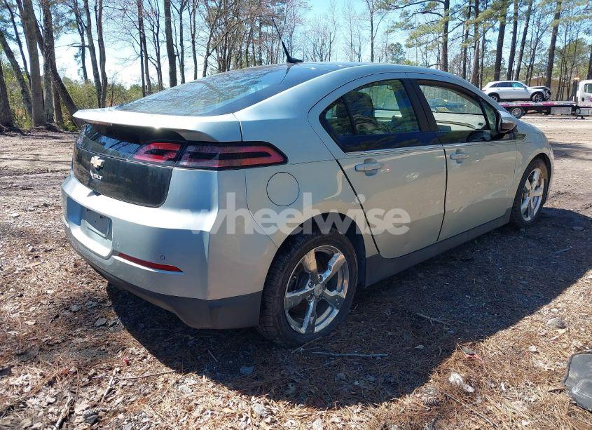 Photo 4 of 2012 Chevrolet Volt (VIN 1G1RD6E46CU115301)