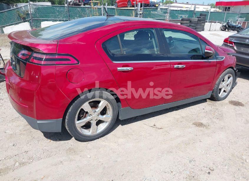 Photo 4 of 2011 Chevrolet Volt (VIN 1G1RD6E47BU103673)