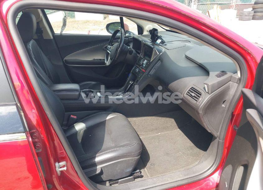 Photo 5 of 2011 Chevrolet Volt (VIN 1G1RD6E47BU103673)