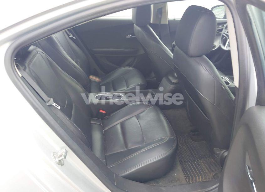 Photo 8 of 2012 Chevrolet Volt (VIN 1G1RD6E47CU111709)