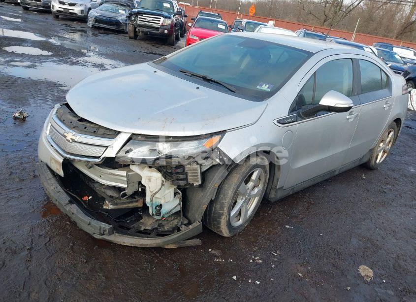 Photo 2 of 2013 Chevrolet Volt (VIN 1G1RD6E48DU122199)