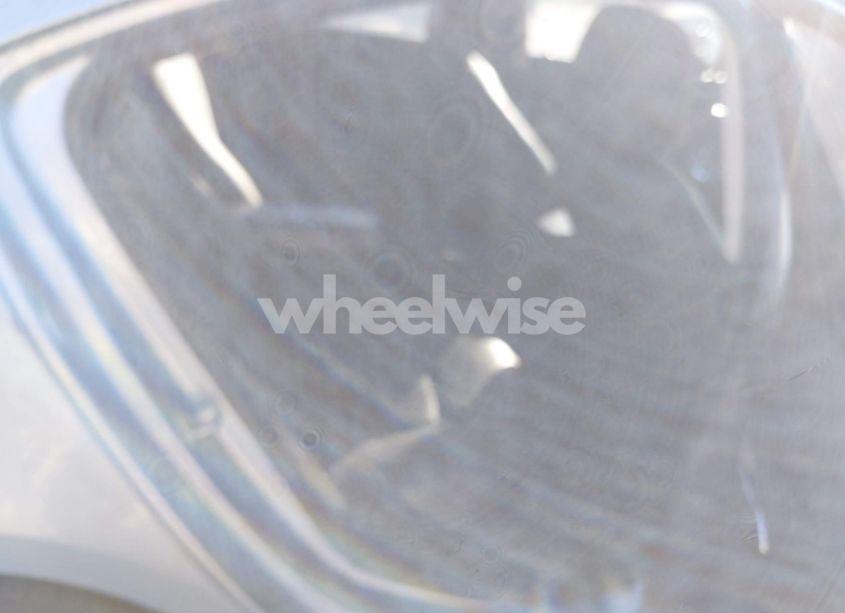 Photo 8 of 2013 Chevrolet Volt (VIN 1G1RD6E4XDU141742)