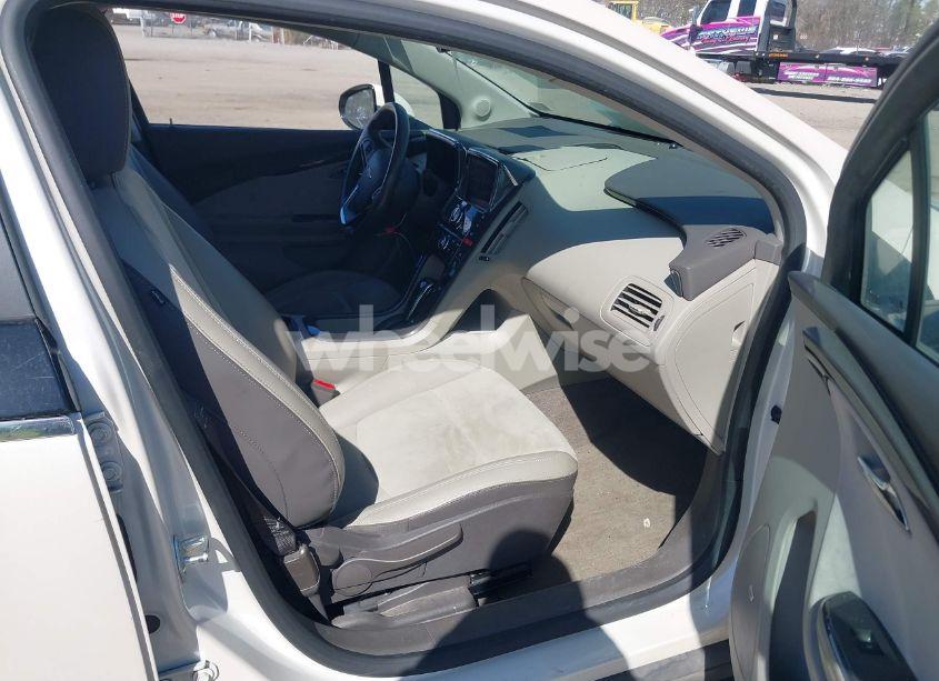 Photo 5 of 2014 Chevrolet Volt (VIN 1G1RD6E4XEU110864)