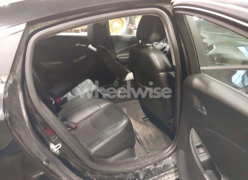 Photo 8 of 2018 Chevrolet Volt PREMIER (VIN 1G1RD6S50JU105311)