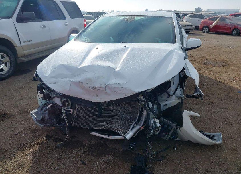 Photo 6 of 2018 Chevrolet Volt PREMIER (VIN 1G1RD6S50JU110573)