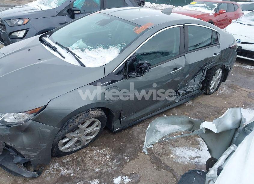 Photo 6 of 2017 Chevrolet Volt PREMIER (VIN 1G1RD6S54HU171810)