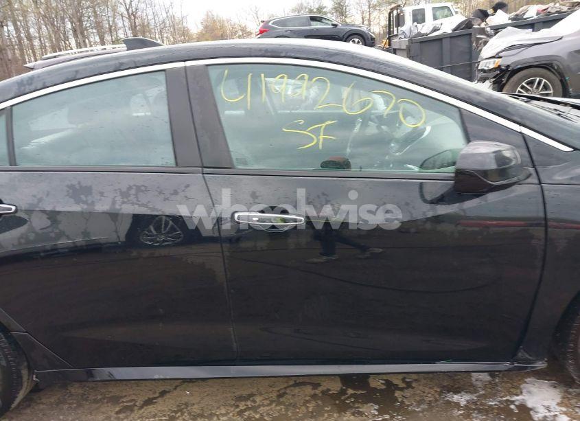 Photo 13 of 2017 Chevrolet Volt PREMIER (VIN 1G1RD6S57HU119829)