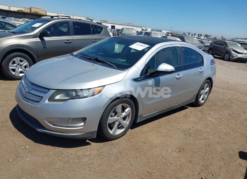Photo 2 of 2012 Chevrolet Volt (VIN 1G1RE6E44CU122213)
