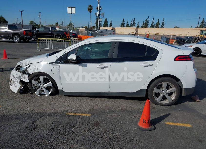 Photo 13 of 2014 Chevrolet Volt (VIN 1G1RE6E44EU147275)