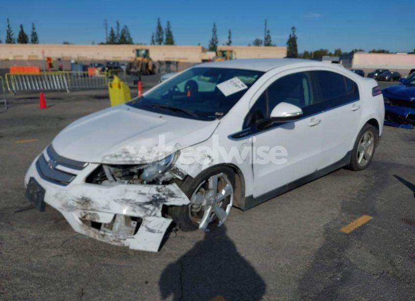 Photo 2 of 2014 Chevrolet Volt (VIN 1G1RE6E44EU147275)