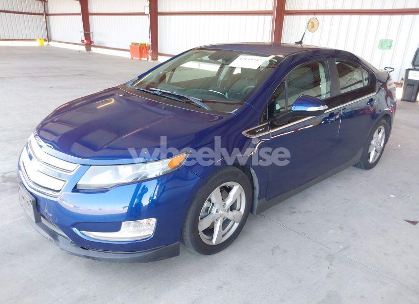 Photo 2 of 2013 Chevrolet Volt (VIN 1G1RE6E47DU125883)