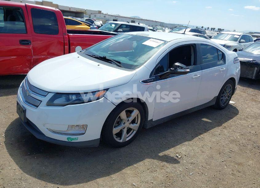 Photo 2 of 2013 Chevrolet Volt (VIN 1G1RE6E4XDU129393)