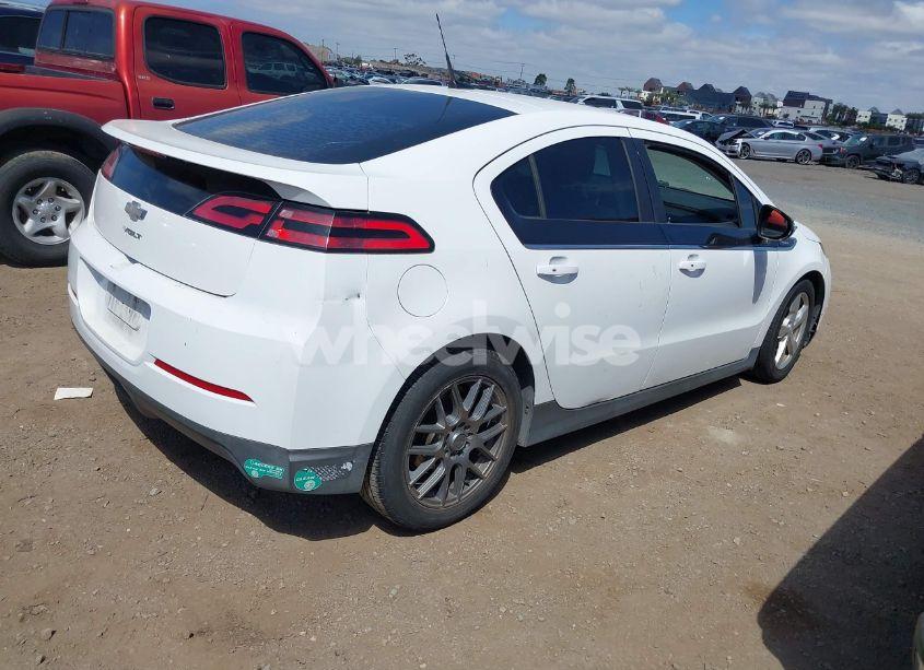 Photo 4 of 2013 Chevrolet Volt (VIN 1G1RE6E4XDU129393)