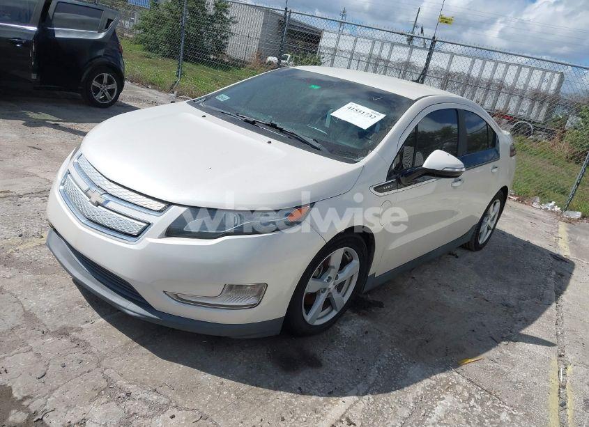 Photo 2 of 2013 Chevrolet Volt (VIN 1G1RH6E44DU101158)