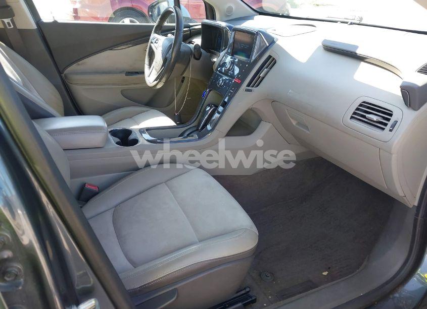 Photo 5 of 2013 Chevrolet Volt (VIN 1G1RH6E44DU106750)