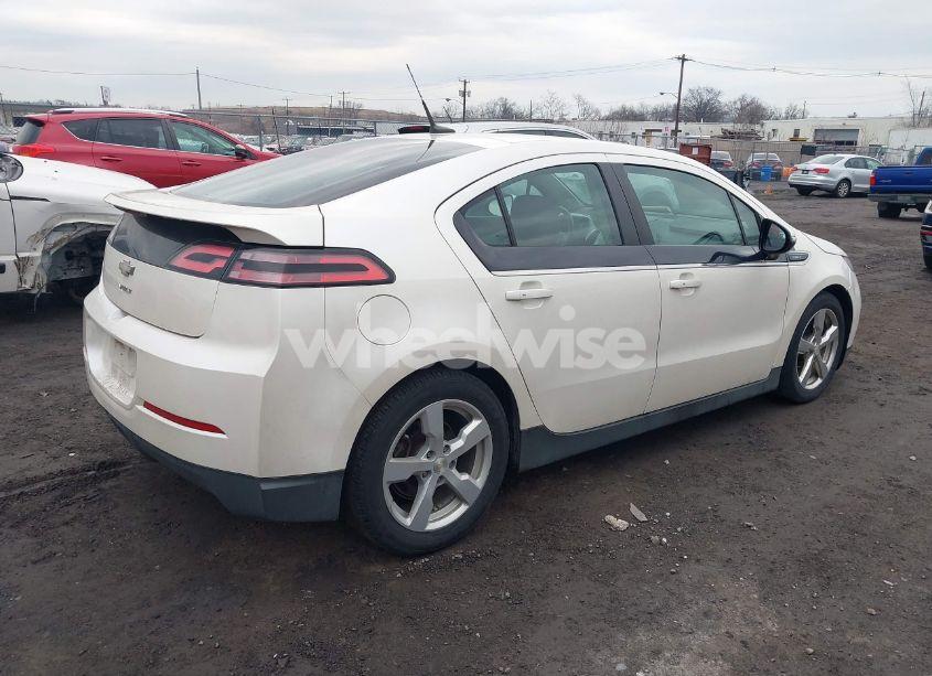 Photo 4 of 2013 Chevrolet Volt (VIN 1G1RH6E45DU106109)
