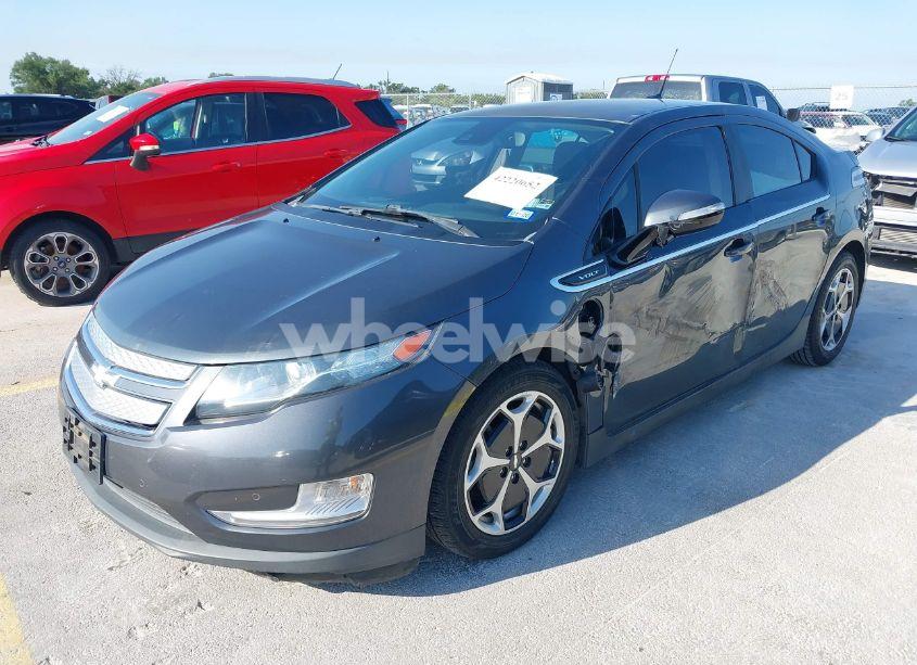 Photo 2 of 2013 Chevrolet Volt (VIN 1G1RH6E45DU143340)