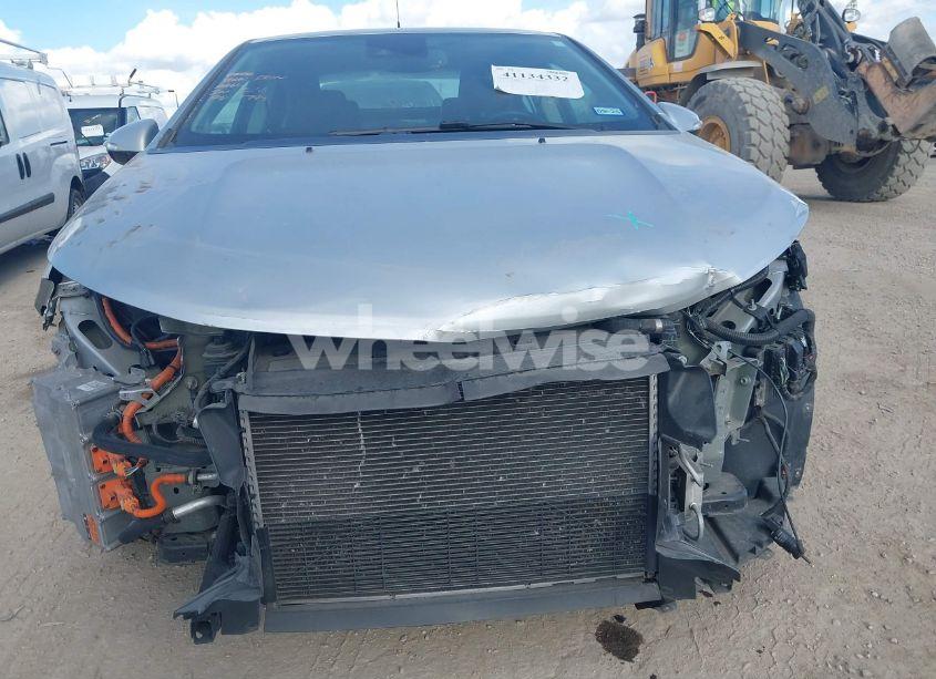 Photo 6 of 2014 Chevrolet Volt (VIN 1G1RH6E45EU161905)