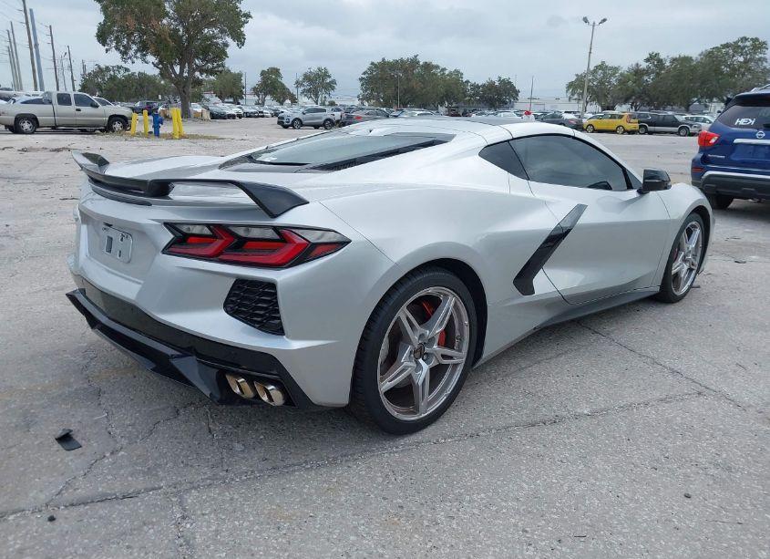 Photo 4 of 2020 Chevrolet Corvette STINGRAY RWD 2LT (VIN 1G1Y72D44L5107432)