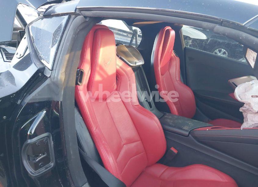 Photo 8 of 2020 Chevrolet Corvette STINGRAY RWD 2LT (VIN 1G1Y72D45L5100957)