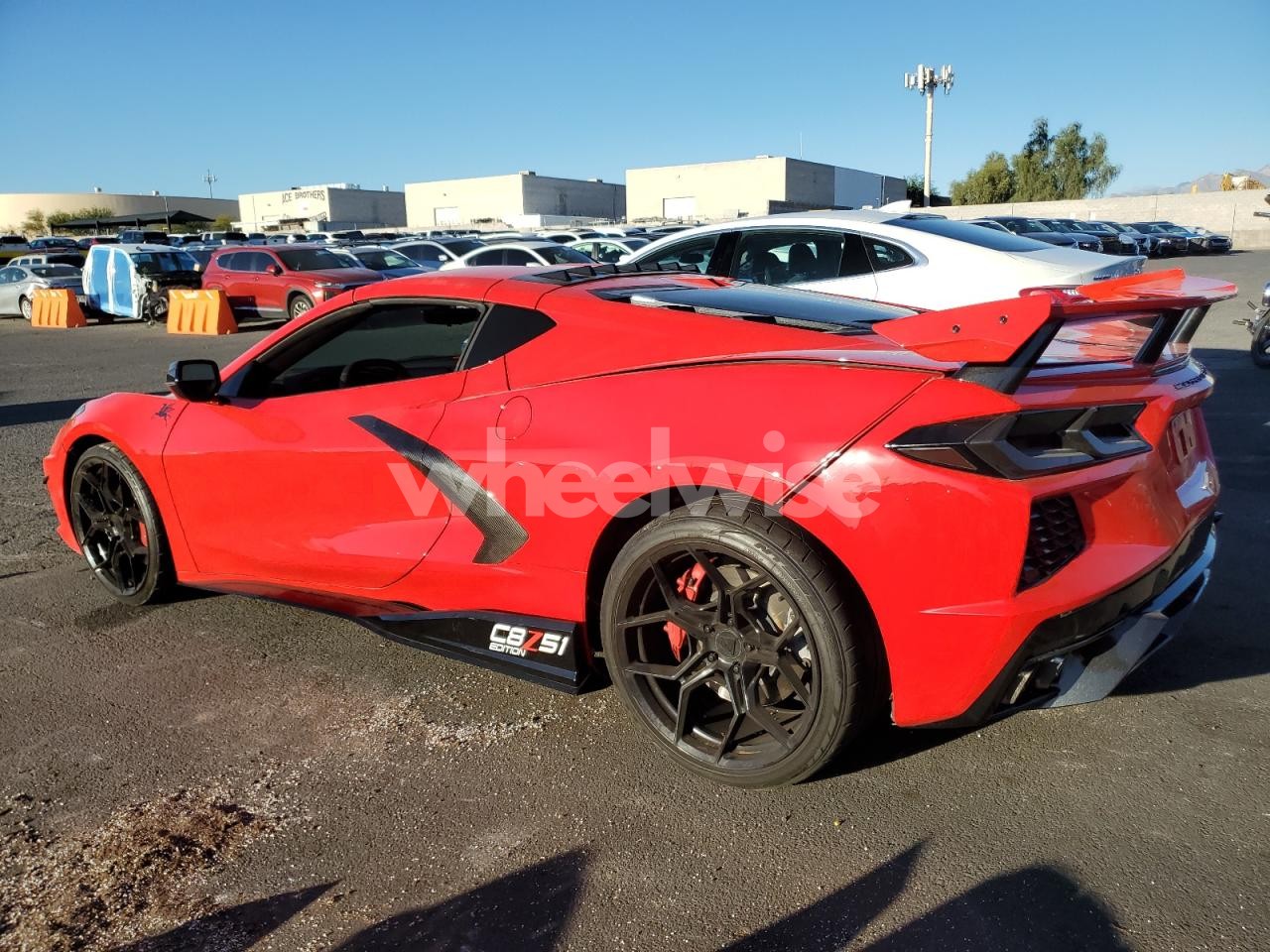Photo 2 of 2020 CHEVROLET CORVETTE STINGRAY 2LT (VIN 1G1Y72D47L5104265)