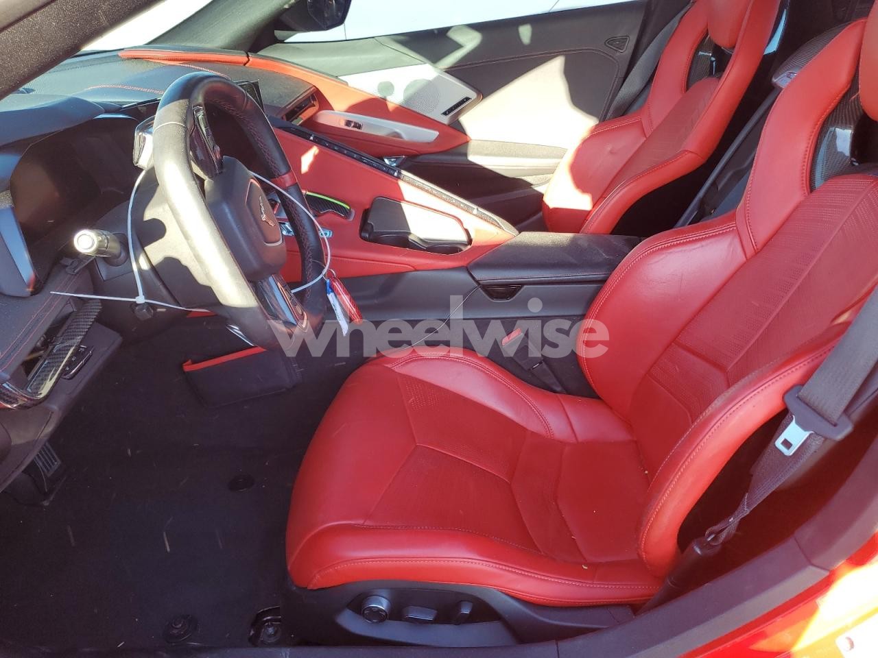 Photo 7 of 2020 CHEVROLET CORVETTE STINGRAY 2LT (VIN 1G1Y72D47L5104265)