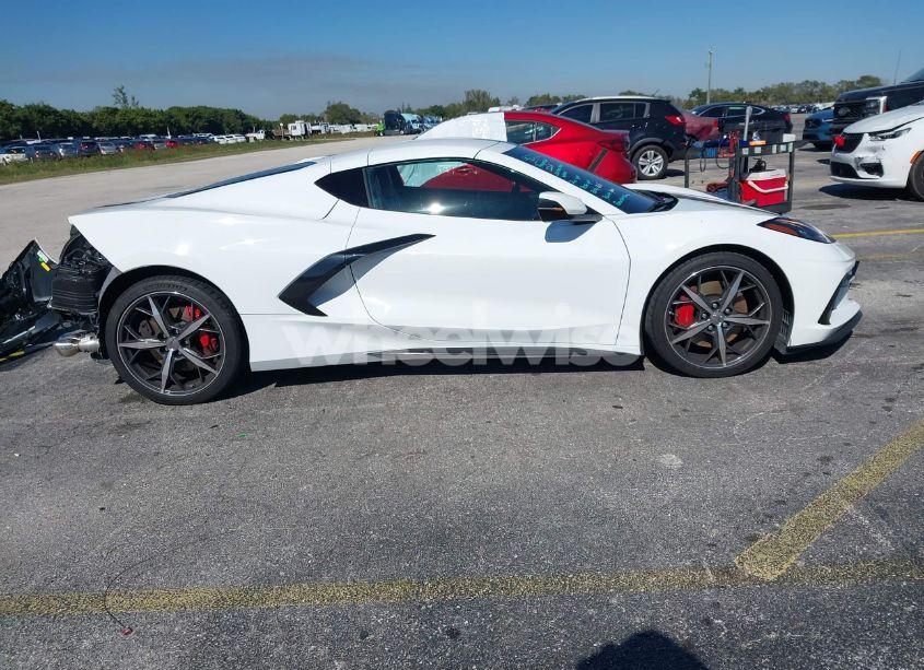 Photo 14 of 2020 Chevrolet Corvette STINGRAY RWD 3LT (VIN 1G1Y82D4XL5105391)